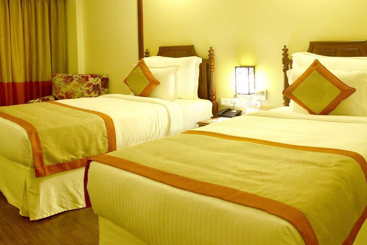 Отель Ramada Jamshedpur Bistupur Экстерьер фото